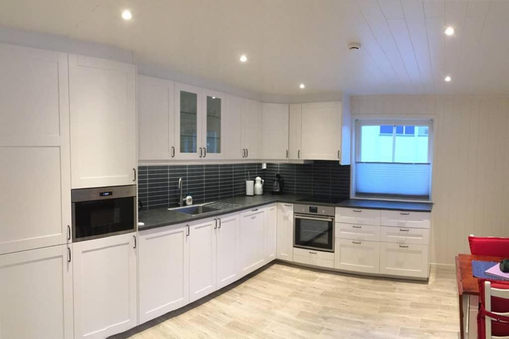 Balestrand Fjordapartments Holmen 19A Экстерьер фото