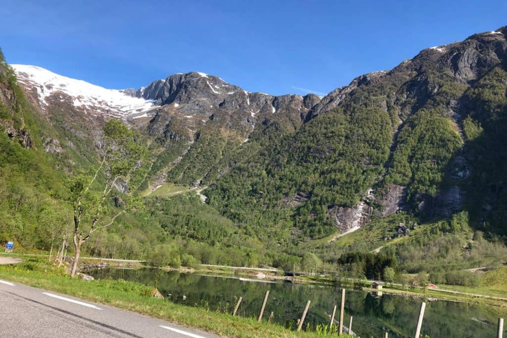 Balestrand Fjordapartments Holmen 19A Экстерьер фото