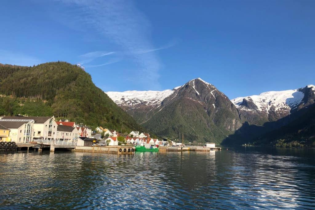 Balestrand Fjordapartments Holmen 19A Экстерьер фото