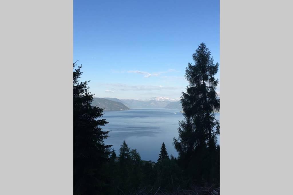 Balestrand Fjordapartments Holmen 19A Экстерьер фото