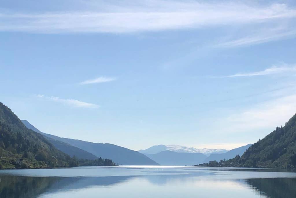 Balestrand Fjordapartments Holmen 19A Экстерьер фото