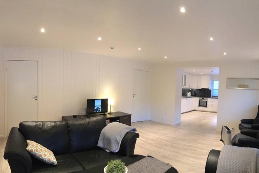 Balestrand Fjordapartments Holmen 19A Экстерьер фото