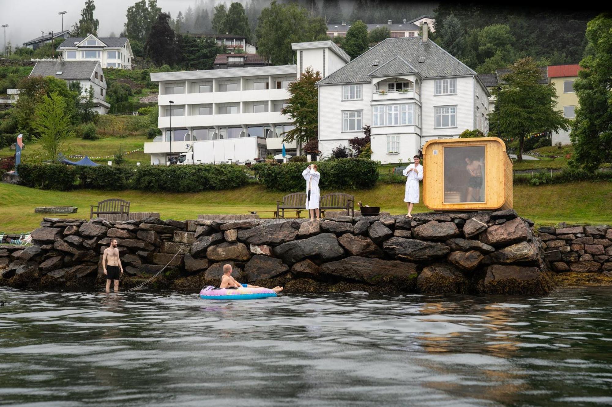Balestrand Fjordapartments Holmen 19A Экстерьер фото