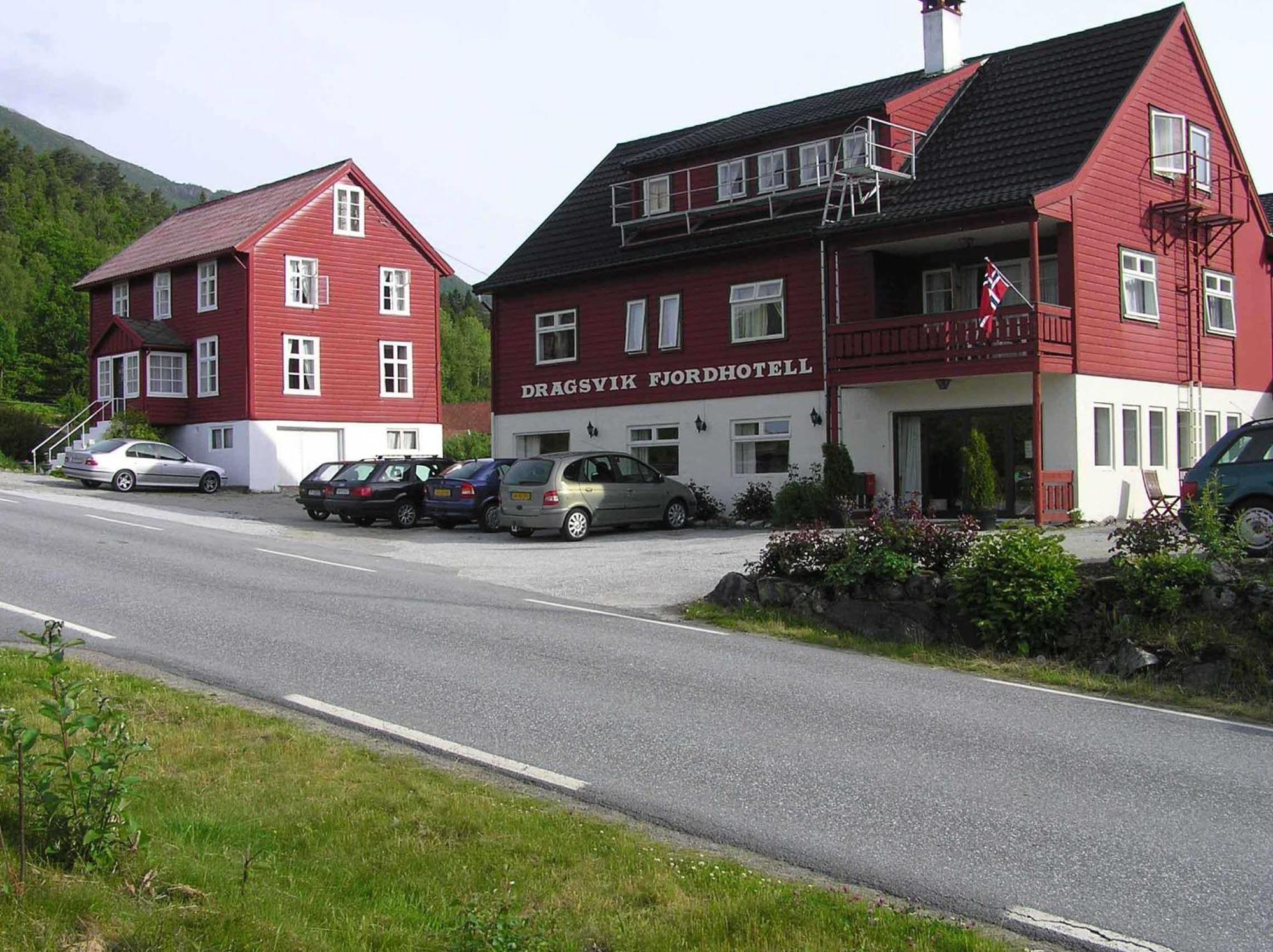 Balestrand Fjordapartments Holmen 19A Экстерьер фото