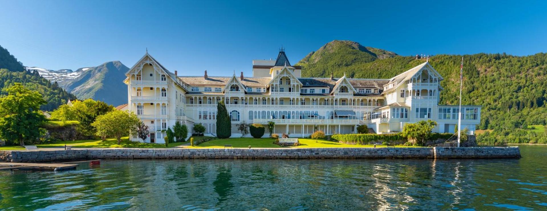 Balestrand Fjordapartments Holmen 19A Экстерьер фото